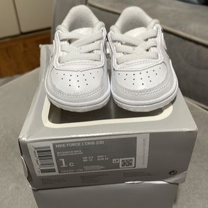 Nike Air Force 1-NWB